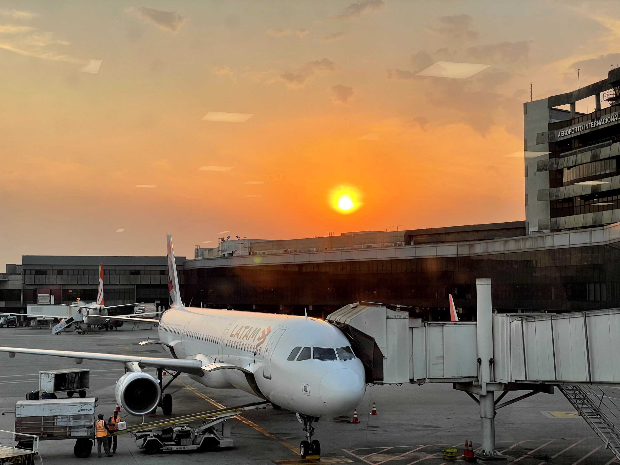 Pôr do sol no Aeroporto